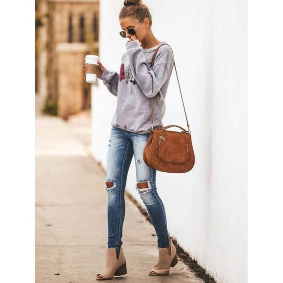 Women Christmas Fleece Sweater Long Sleeve Fuzzy Holiday Graphic Shirt - Picture 4 of 5